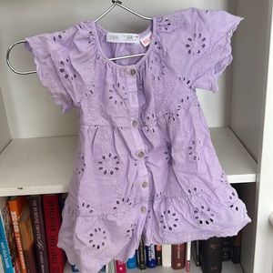 Perfect summer dress. Easy to wash and wear.